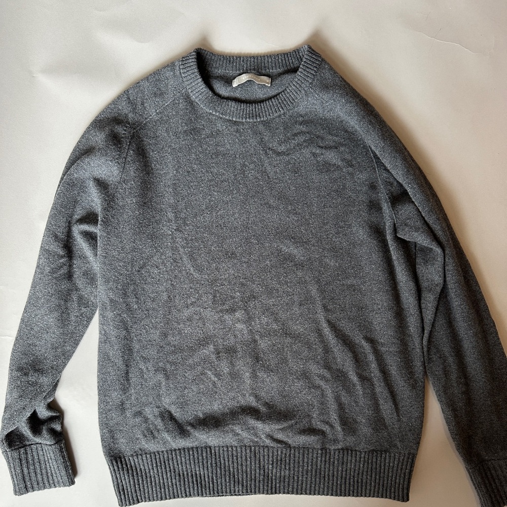 Everlane Men’s cashmere sweater size M